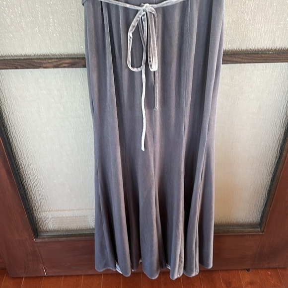 Marchesa Notte Avenida Gown size 6. - Picture 11 of 12